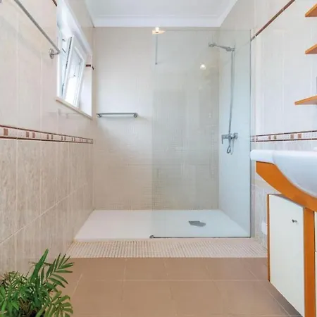 Bed & Breakfast Surfinn Figueira Da Foz Buarcos