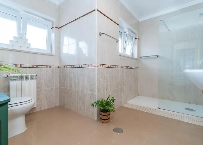 Bed & Breakfast Surfinn Figueira Da Foz